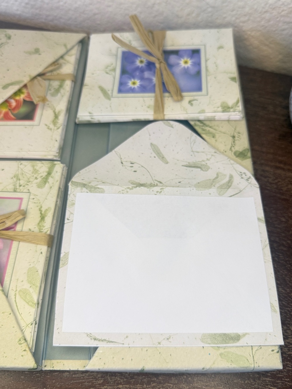 Botanical Blank Note Card Set (4 Packs) - Picture 10 of 14